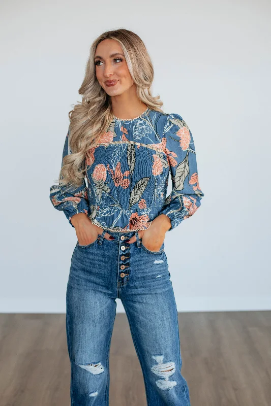 Cropped women's T - shirt to pair with high - waisted skirtsNemara Floral Top - Steel Blue