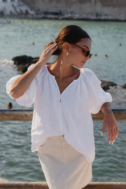 Cable knit women's T - shirt with a beltRevolutionary White Linen Relaxed LS Top
