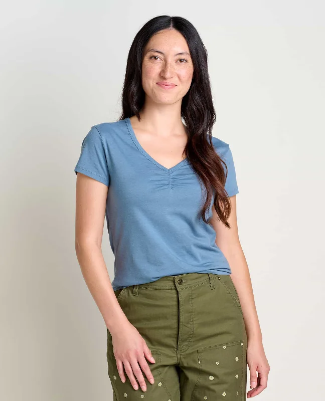 Women's T - shirt with a patch pocketRose Short Sleeve Tee