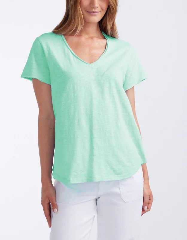 Fitted women's turtleneck T - shirt with a cut - out backSummer Vee Tee - Honeydew Mint Fitted women's turtleneck T - shirt with a cut - out backSummer Vee Tee - Honeydew Mint