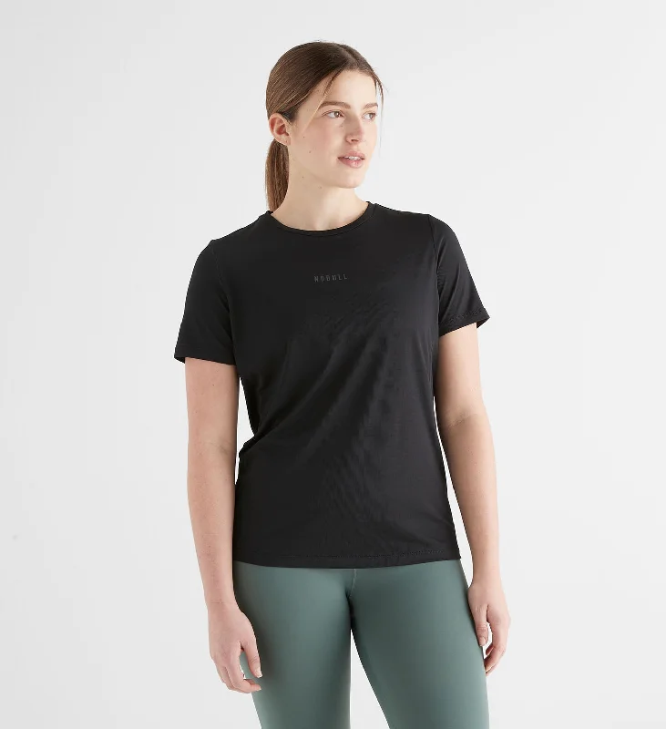 Women's T - shirt with a burnout geometric patternWomen's Deltapeak® Micro Textured Tee