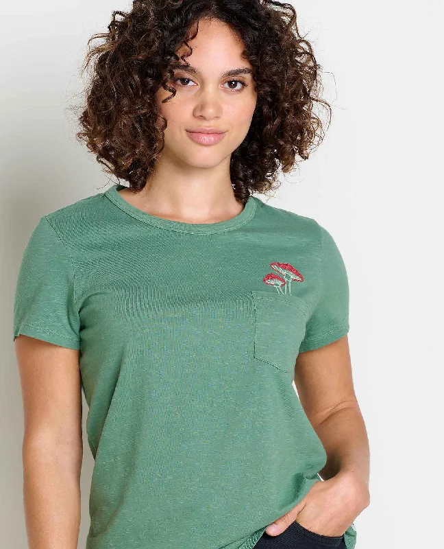 Scoop neck women's T - shirt for a casual lookWomen's Primo Crew Embroidered