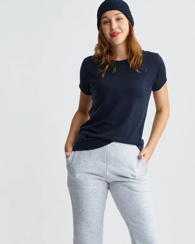 Open - front women's T - shirt for a versatile lookW's Traveler Merino Tee