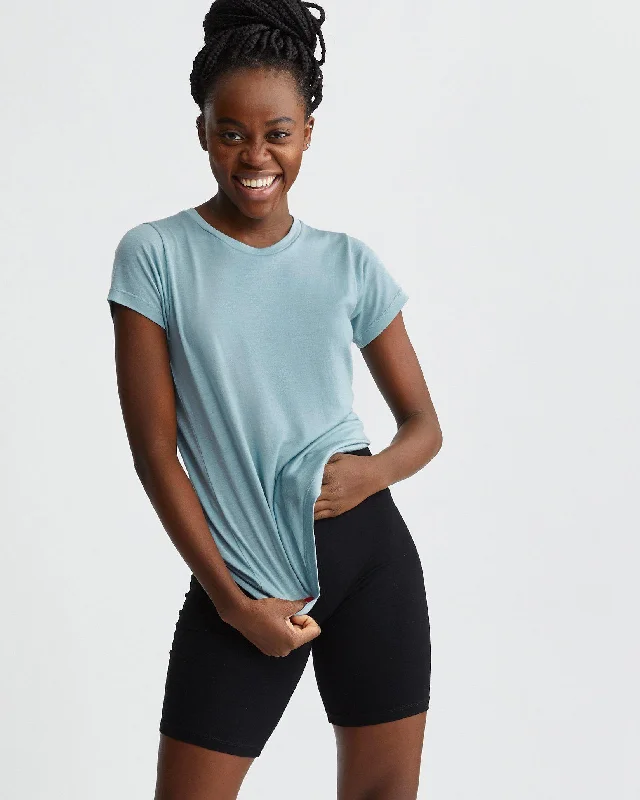 Women's T - shirt with a ribbed cuffs and hemW's Traveler Merino Tee