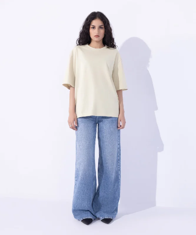 Tassel - trimmed women's T - shirt for a bohemian styleOversized T-Shirt